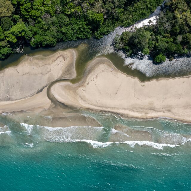 taking the gospel to jewish people beach picture